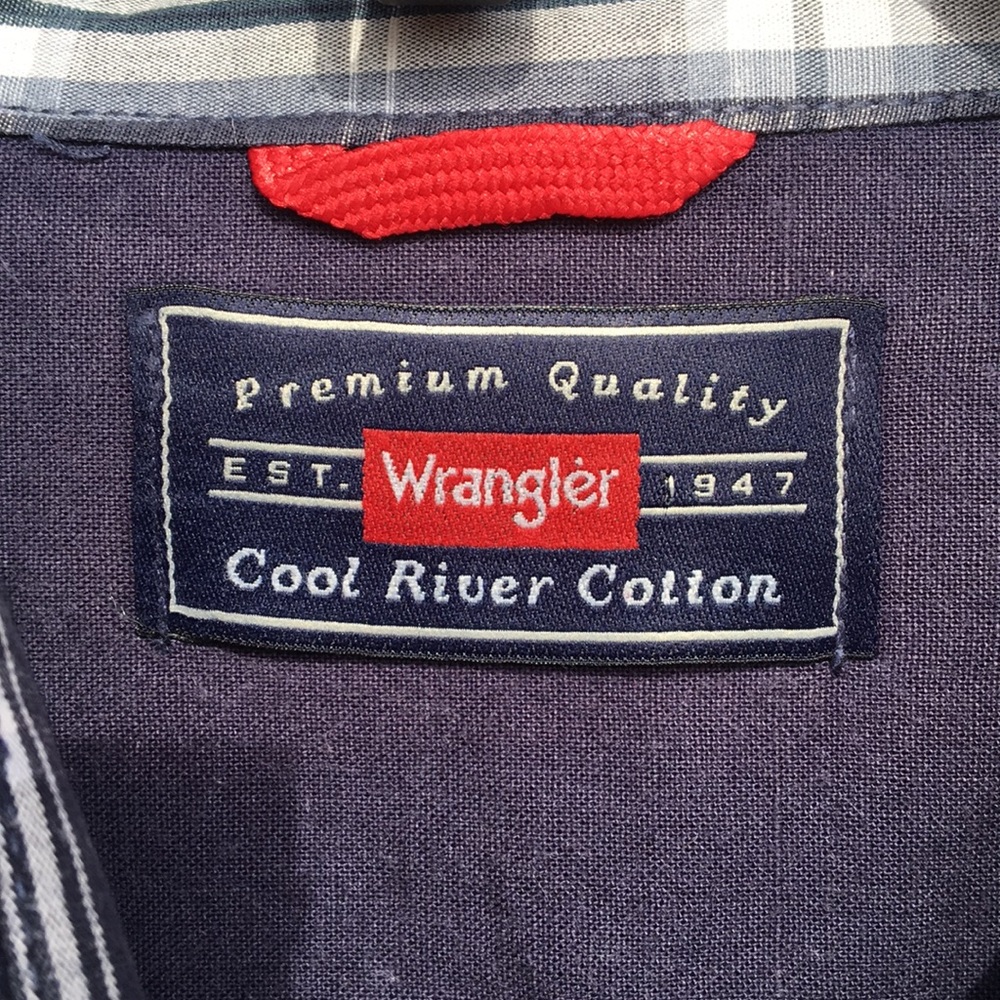 MENS Wrangler button down - Picture 2 of 4